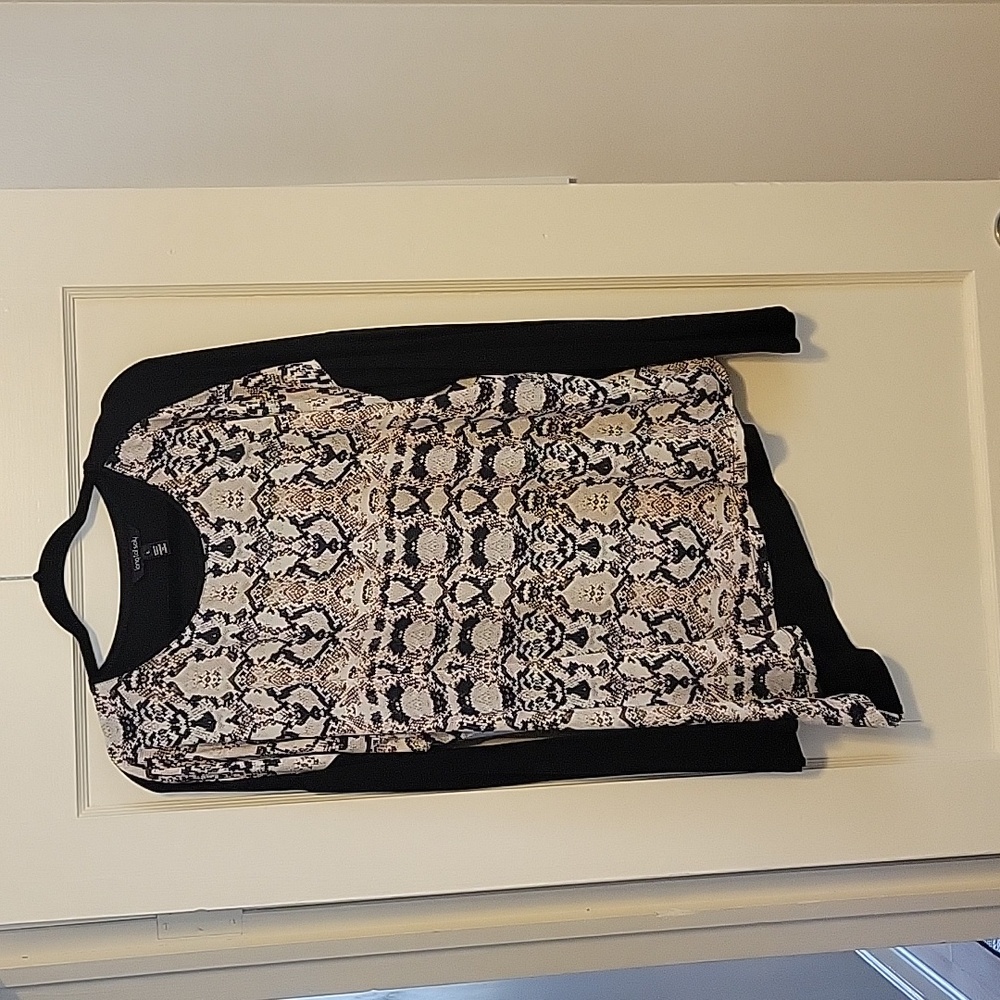 Long sleeve top